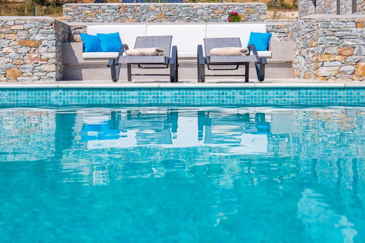 Elios Private Living Villa Neo Klima Bagian luar foto